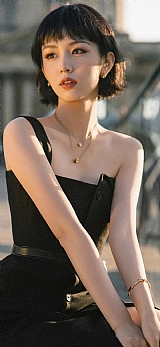美女
