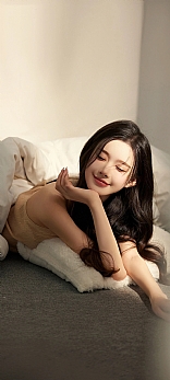 美女