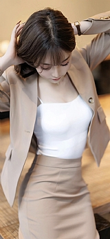 美女
