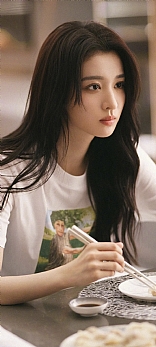 美女